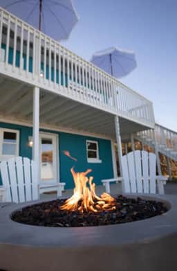 Seaside Escape with Ocean Views - Image 2
